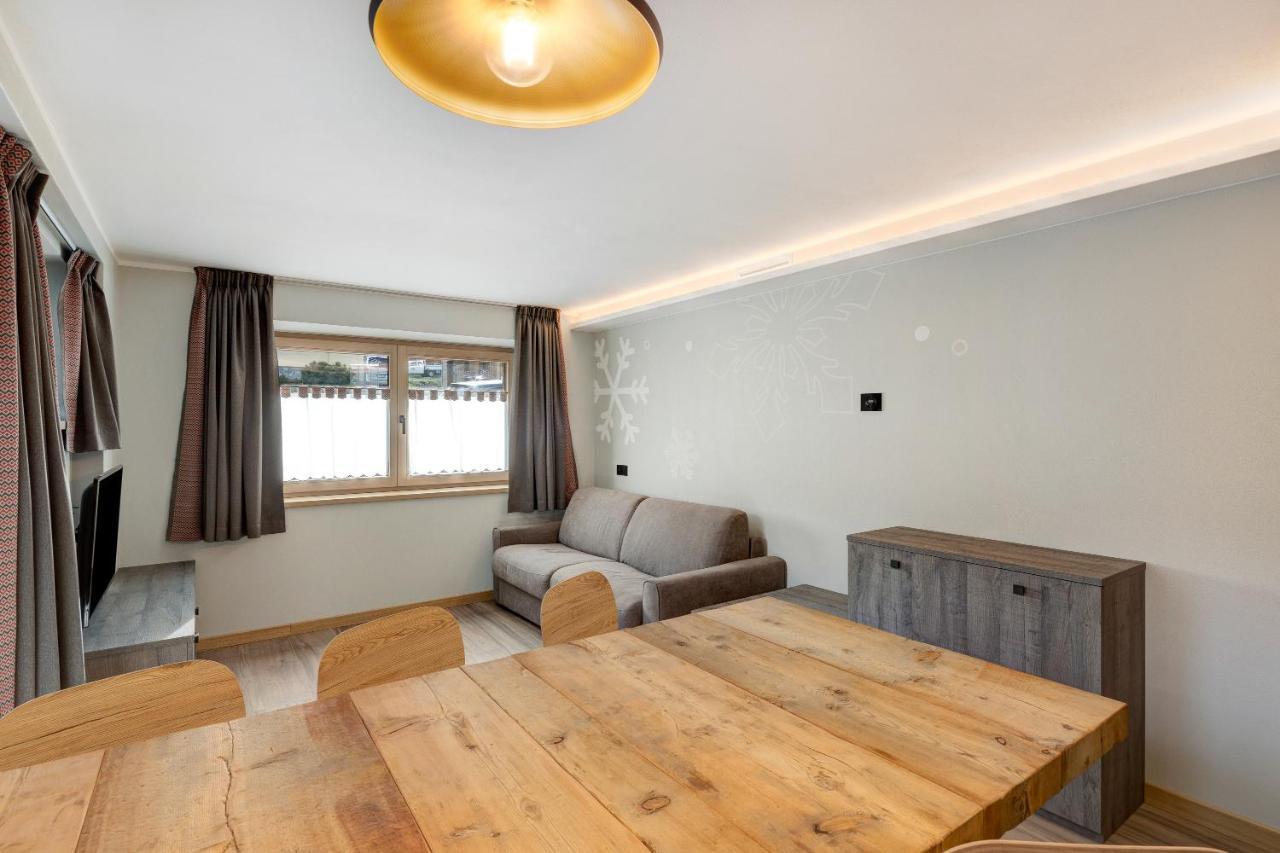 Snow Mountain Planet Suite House Livigno Extérieur photo