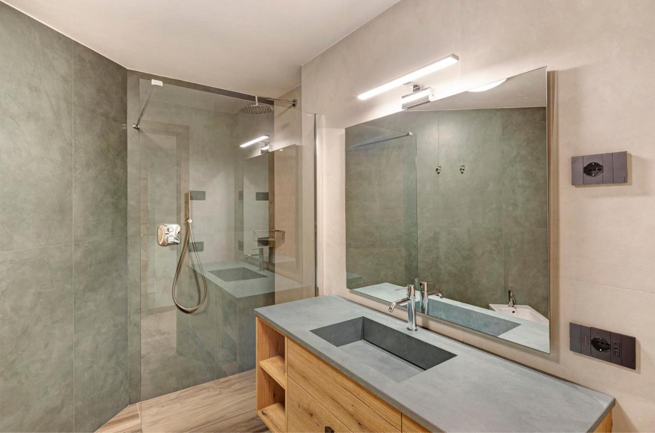 Snow Mountain Planet Suite House Livigno Extérieur photo